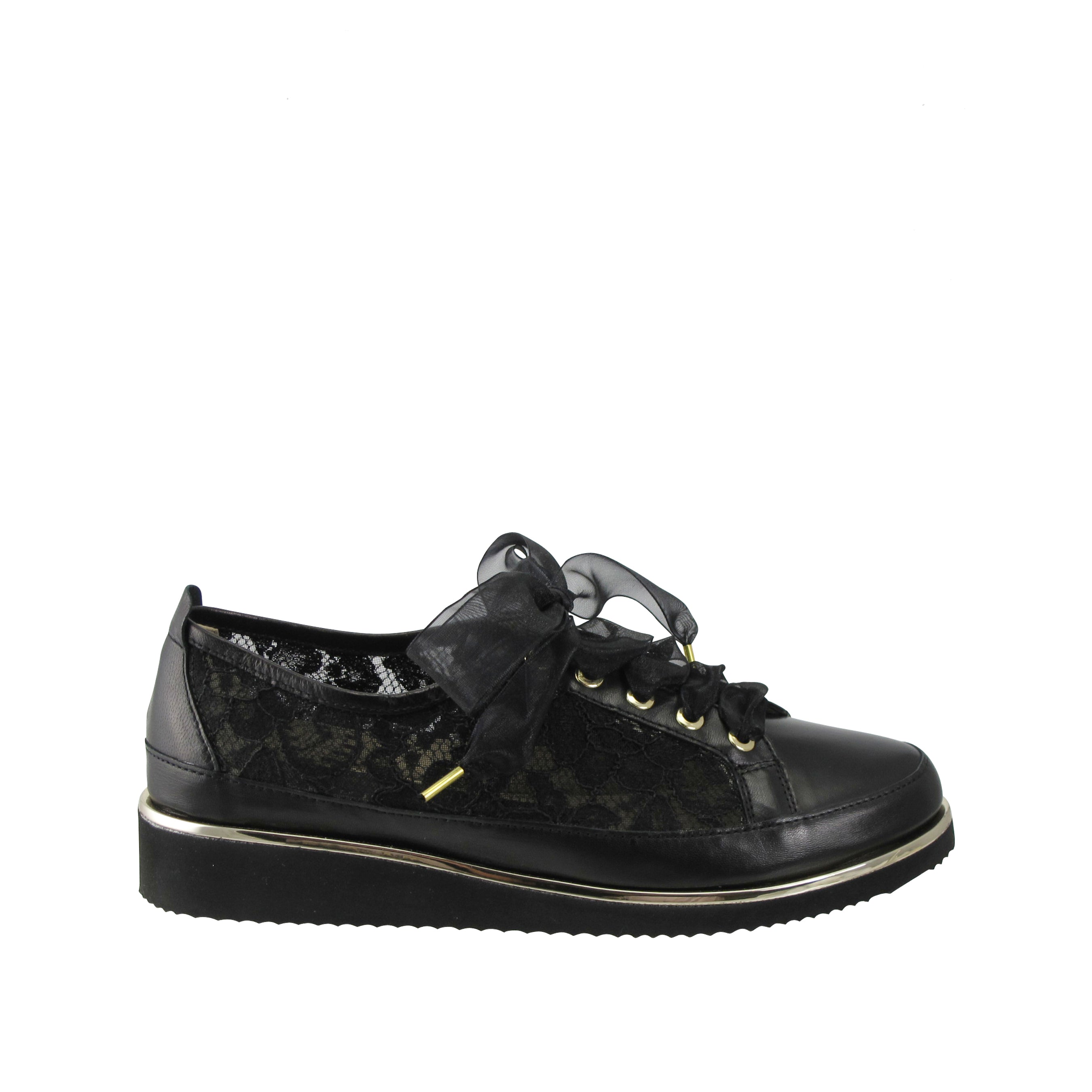 Novalee Lace