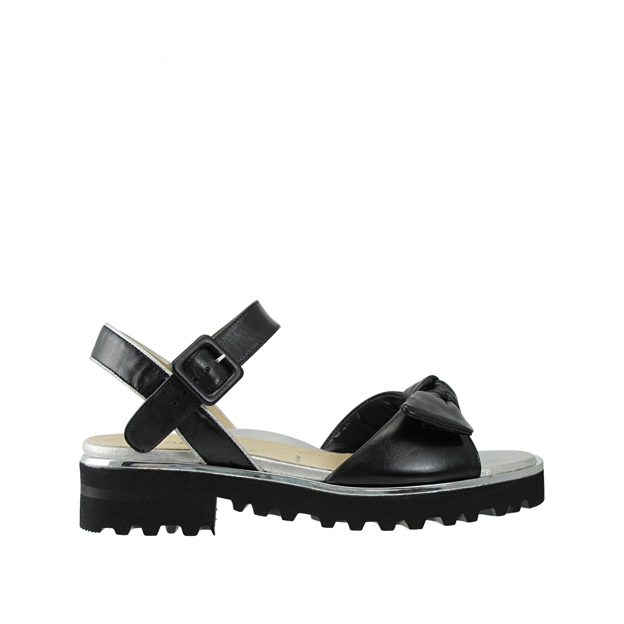 Cairi Metallic