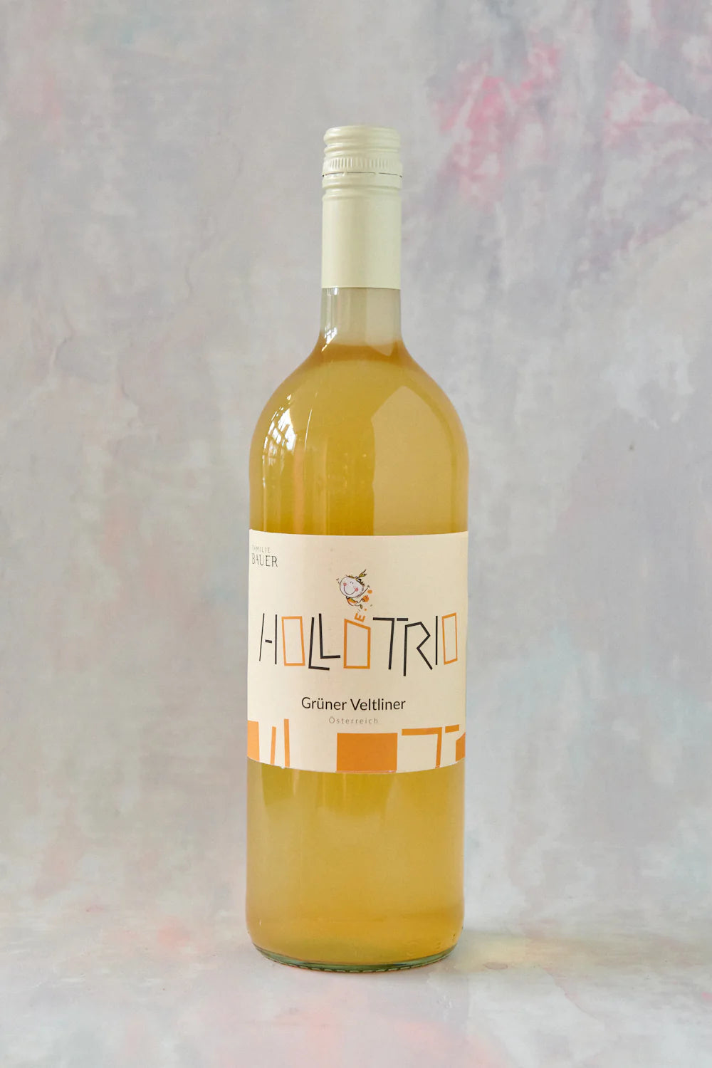 Hollotrio